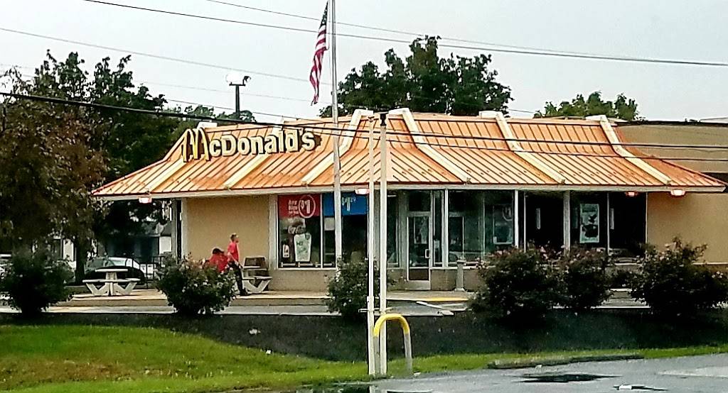 McDonalds | cafe | 1014 Wesley Dr, Mechanicsburg, PA 17055, USA | 7177617525 OR +1 717-761-7525