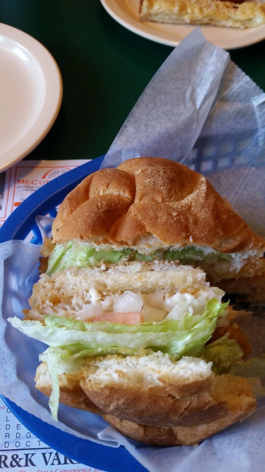 Pats Pizza in Hampden, ME | restaurant | 662 Main Rd N, Hampden, ME 04444, USA | 2079476488 OR +1 207-947-6488