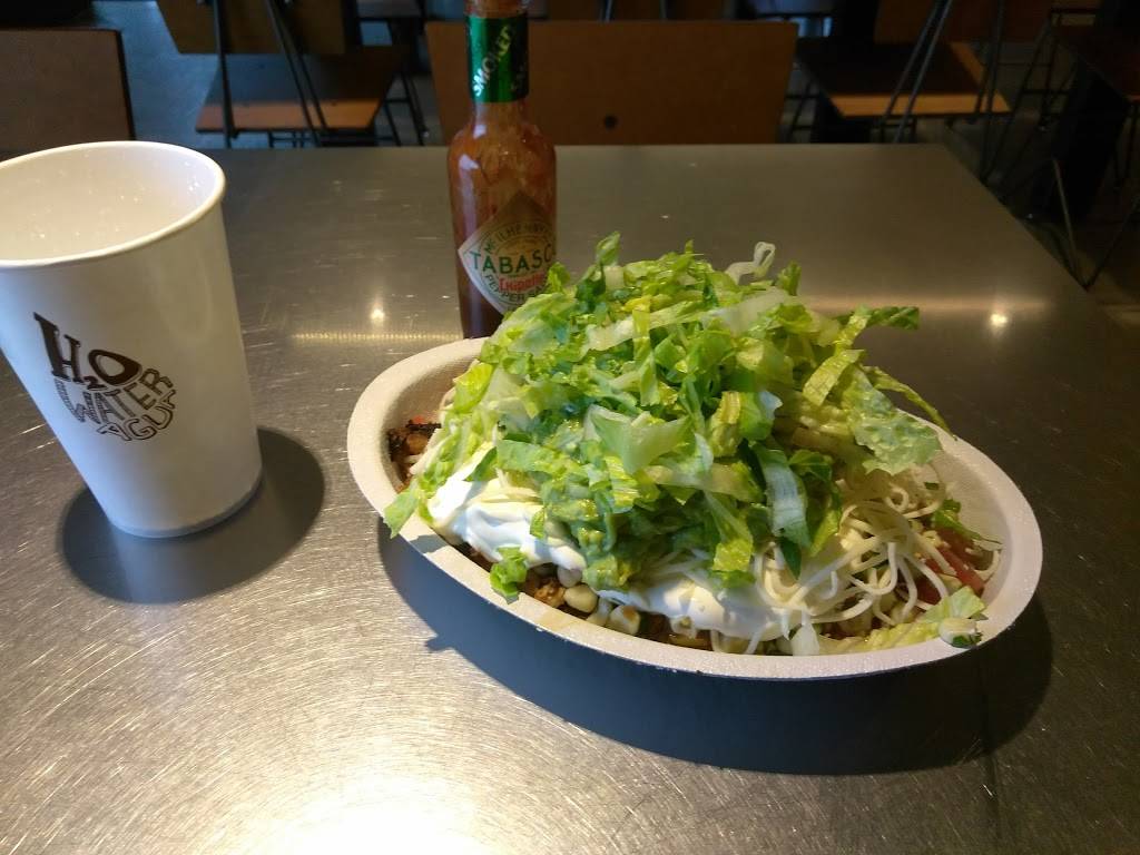 Chipotle Mexican Grill | restaurant | 217 University Ave, Westwood, MA 02090, USA | 7813290936 OR +1 781-329-0936
