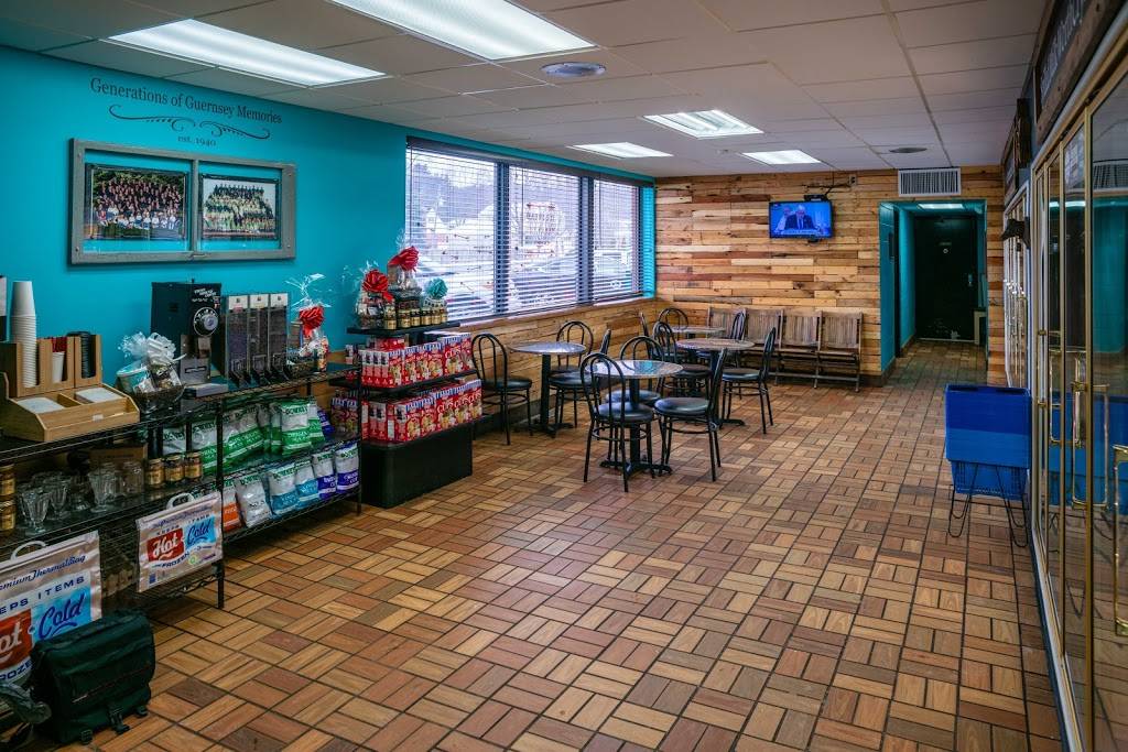 Guernsey Farms Dairy | restaurant | 21300 Novi Rd, Northville, MI 48167, USA | 2483491466 OR +1 248-349-1466