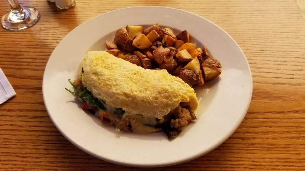 Smith Flat House | restaurant | 2021 Smith Flat Rd, Placerville, CA 95667, USA | 5306211003 OR +1 530-621-1003