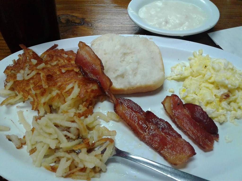 Cody Js | restaurant | 675 S Erwin St, Cartersville, GA 30120, USA | 7703870208 OR +1 770-387-0208