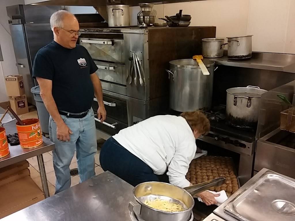 Steves Villa Capri | restaurant | 10412 Mastin St, Overland Park, KS 66212, USA | 9136487770 OR +1 913-648-7770