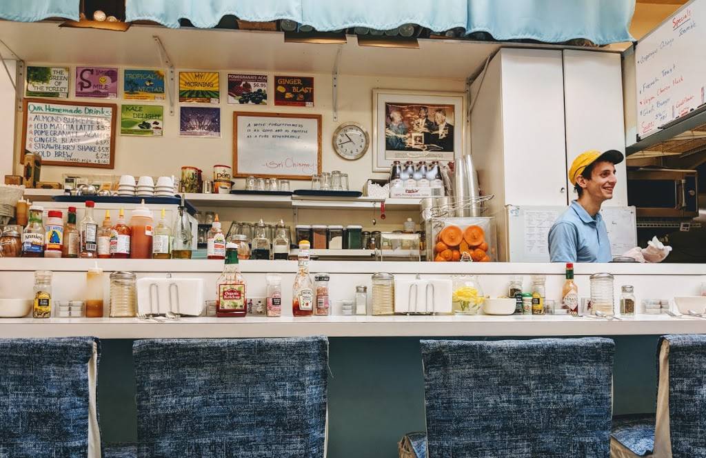 Smile of the Beyond | restaurant | 8614 Parsons Blvd, Jamaica, NY 11432, USA | 7187397453 OR +1 718-739-7453