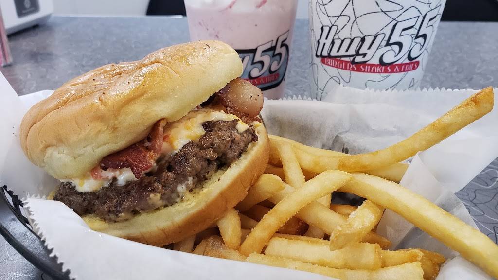 Hwy 55 Burgers Shakes & Fries | restaurant | 1020 N Main St Suite K, Shelbyville, TN 37160, USA | 9314885055 OR +1 931-488-5055