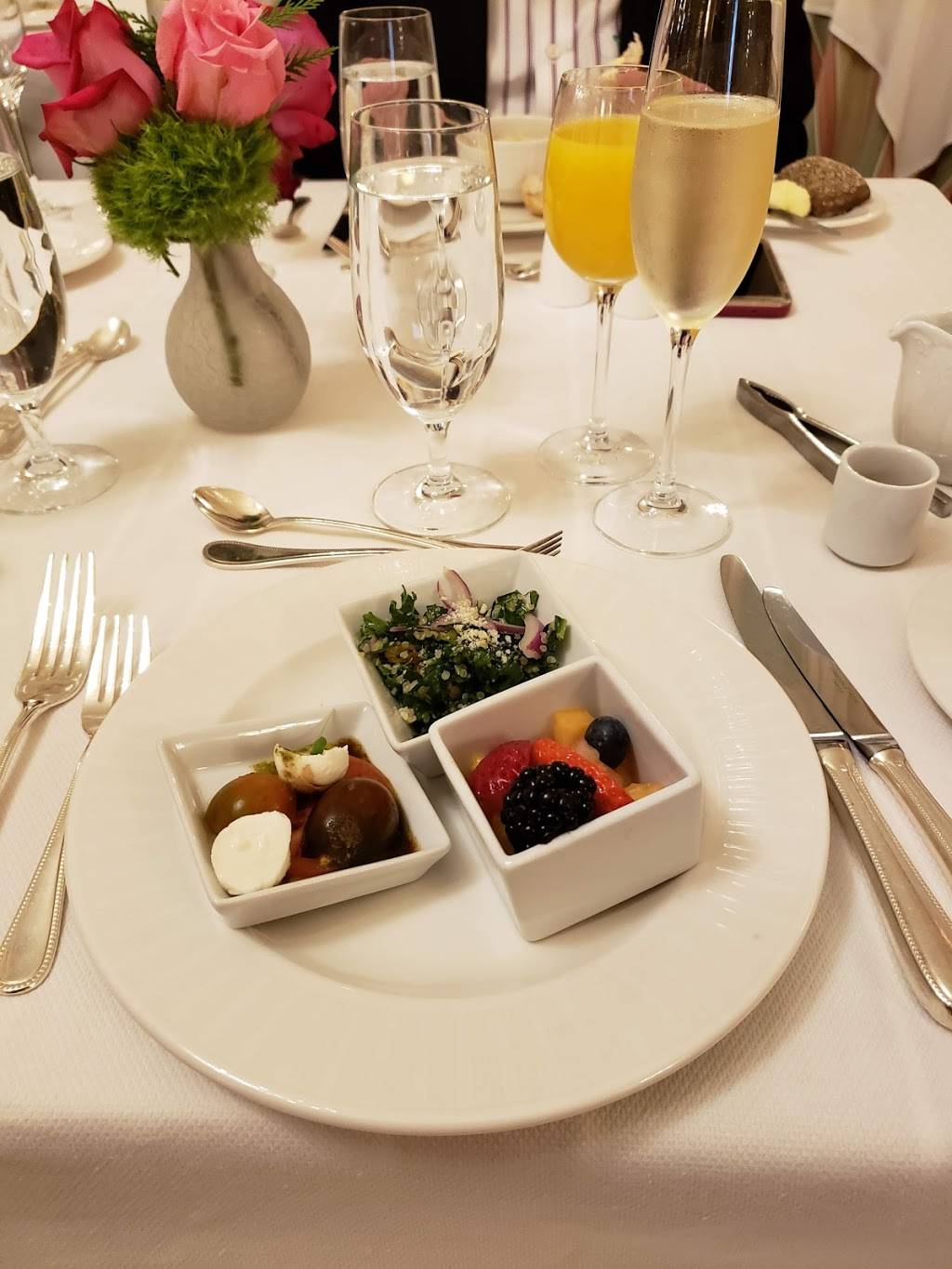 Fontainebleau Restaurant | restaurant | 1055 2nd Ave, San Diego, CA 92101, USA | 6192381818 OR +1 619-238-1818