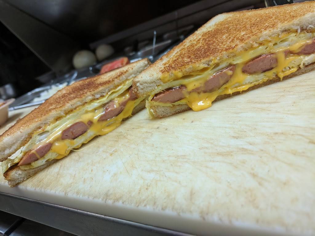 Snack Shop Family Restaurant | restaurant | 103 S Main St, Boiling Springs, NC 28017, USA | 7044347851 OR +1 704-434-7851