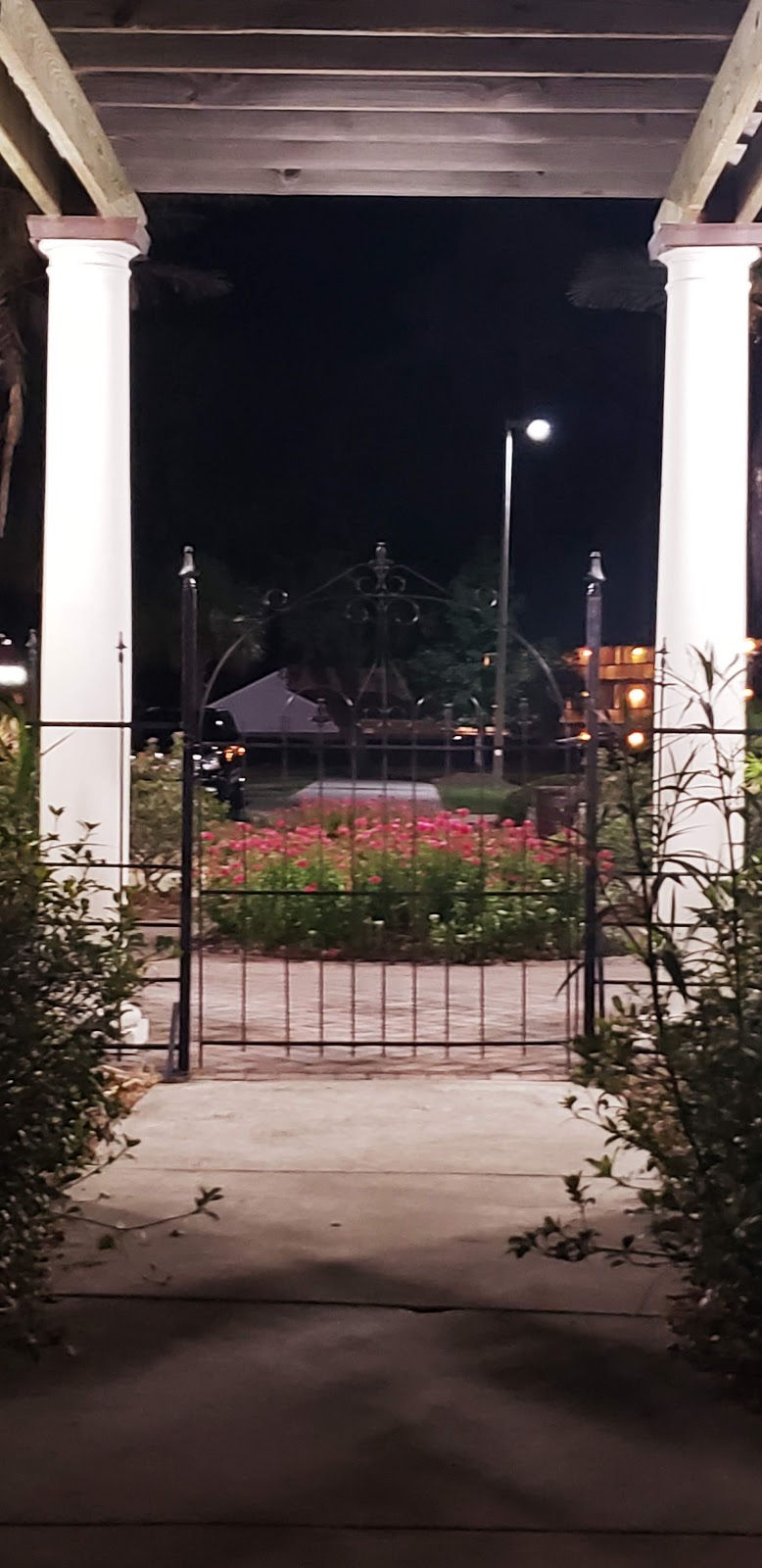 Ochoppers | restaurant | 25910 Canal Rd, Orange Beach, AL 36561, USA | 2519741300 OR +1 251-974-1300