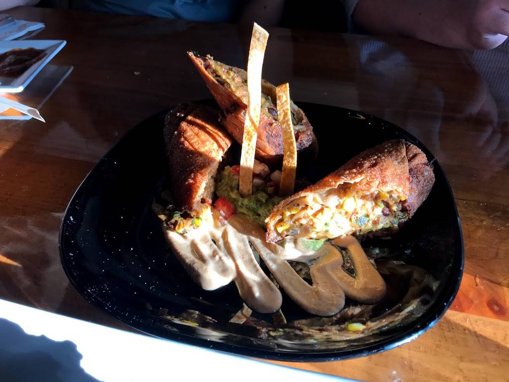 Mekenita Cantina and Catering | restaurant | 6707 N Florida Ave, Tampa, FL 33604, USA | 8132328226 OR +1 813-232-8226