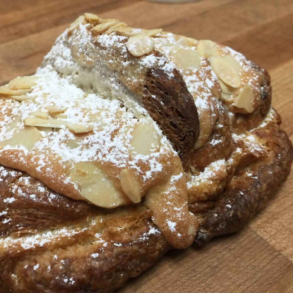 Williston Coffee Shop | bakery | 400 Cornerstone Dr, Williston, VT 05495, USA | 8028575173 OR +1 802-857-5173