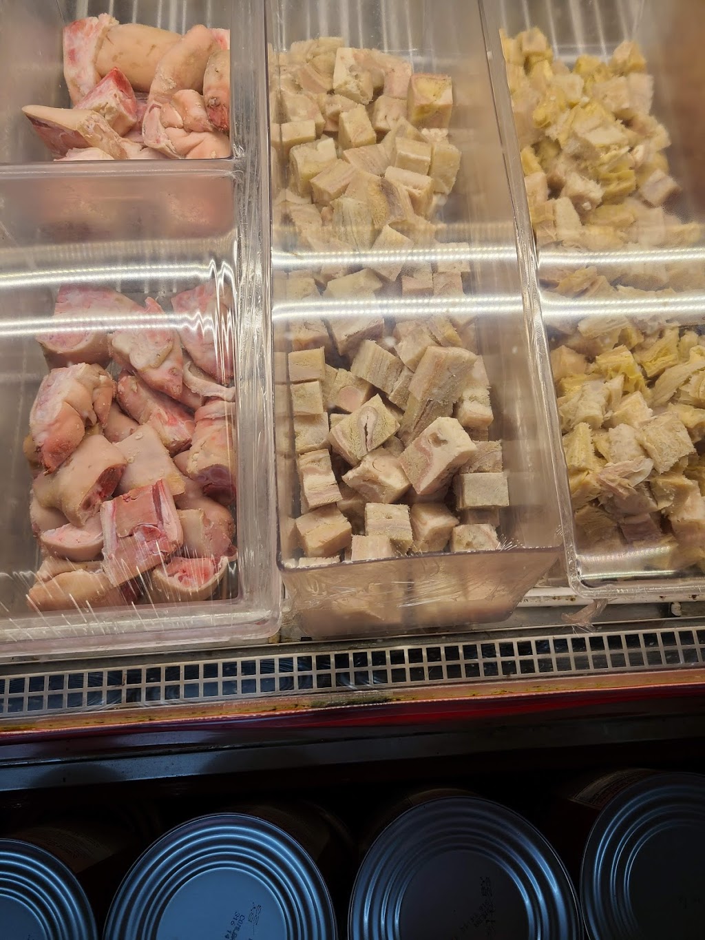 Carnicería Las Cazuelas | restaurant | 917 Main St, Longmont, CO 80501, USA | 3037766619 OR +1 303-776-6619