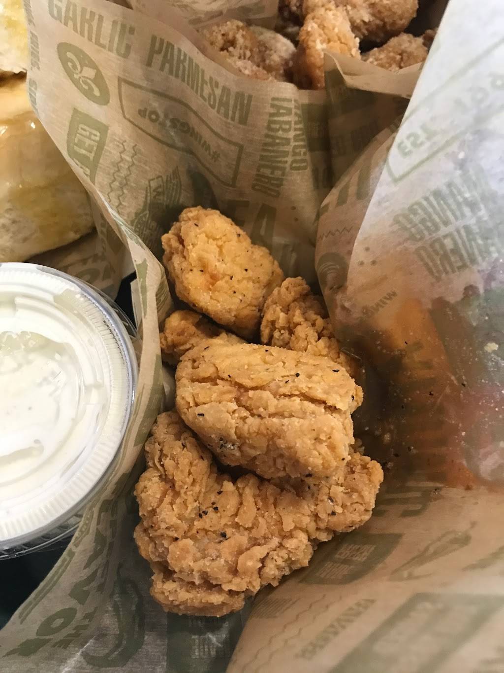 Wingstop | restaurant | 1195 Herndon Ave, Clovis, CA 93612, USA | 5593249464 OR +1 559-324-9464