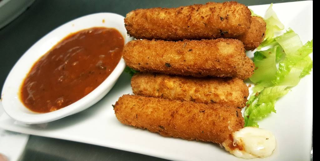 Oasis Restaurant | restaurant | 656 US-131, Three Rivers, MI 49093, USA | 2692734000 OR +1 269-273-4000