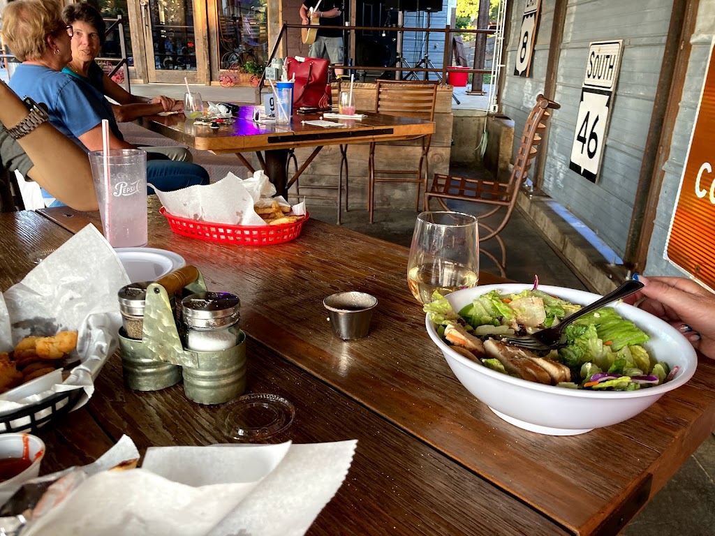 Viv’s Kitchen & Cater | restaurant | 214 W Main St, Balsam Lake, WI 54810, USA | 7154053848 OR +1 715-405-3848