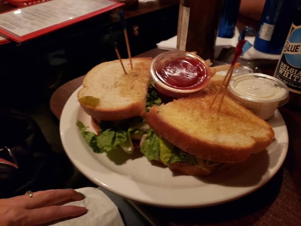 Laffs Comedy Café | restaurant | 2900 E Broadway Blvd, Tucson, AZ 85716, USA | 5203238669 OR +1 520-323-8669