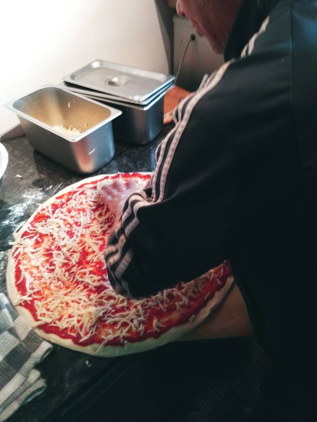 A Pizza Sherbrooke | restaurant | 287 Rue Galt O, Sherbrooke, QC J1H 1Y1, Canada | 8196749377 OR +1 819-674-9377