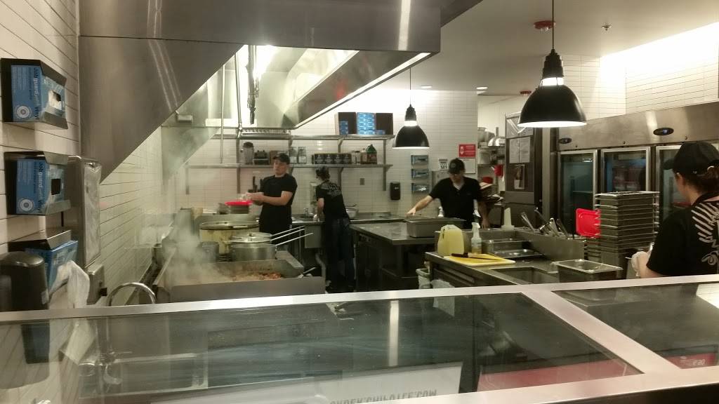 Chipotle Mexican Grill | restaurant | 2042 Portage Trail, Cuyahoga Falls, OH 44223, USA | 3309228206 OR +1 330-922-8206