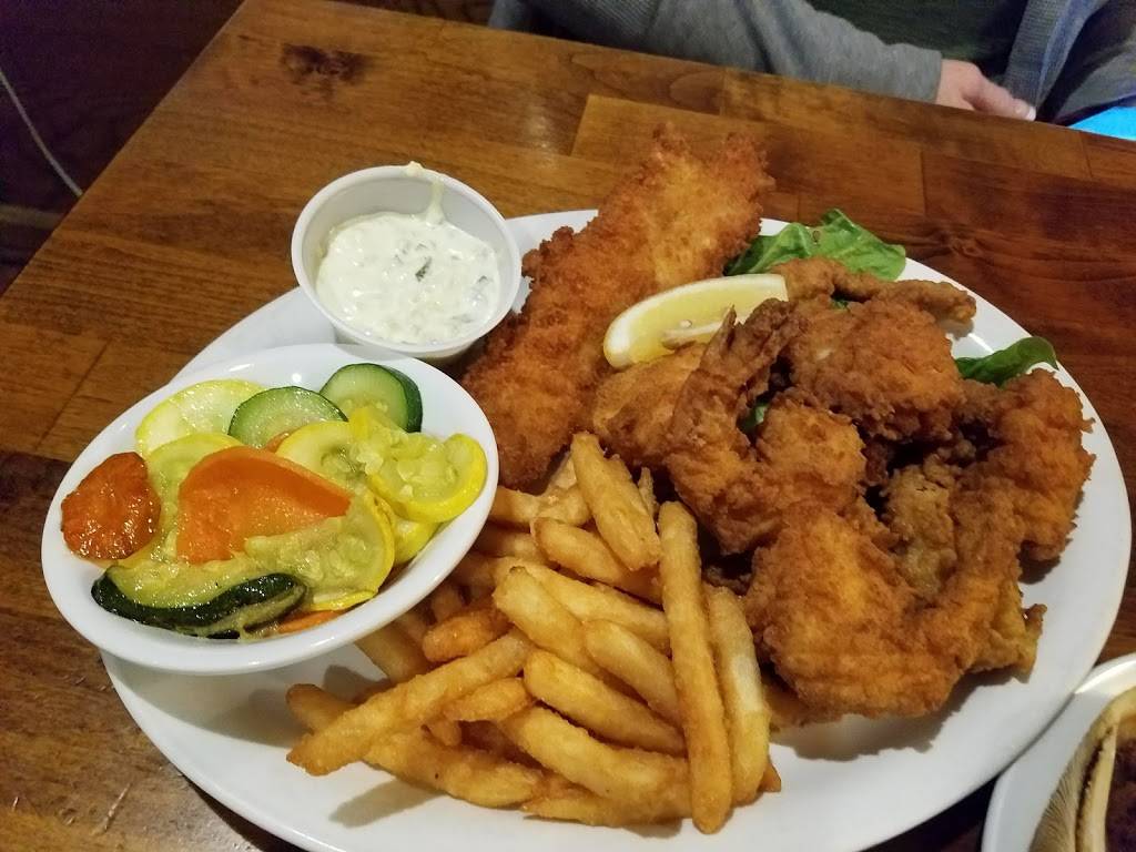 Chopmist Charlies | restaurant | 40 Narragansett Ave, Jamestown, RI 02835, USA | 4014231020 OR +1 401-423-1020