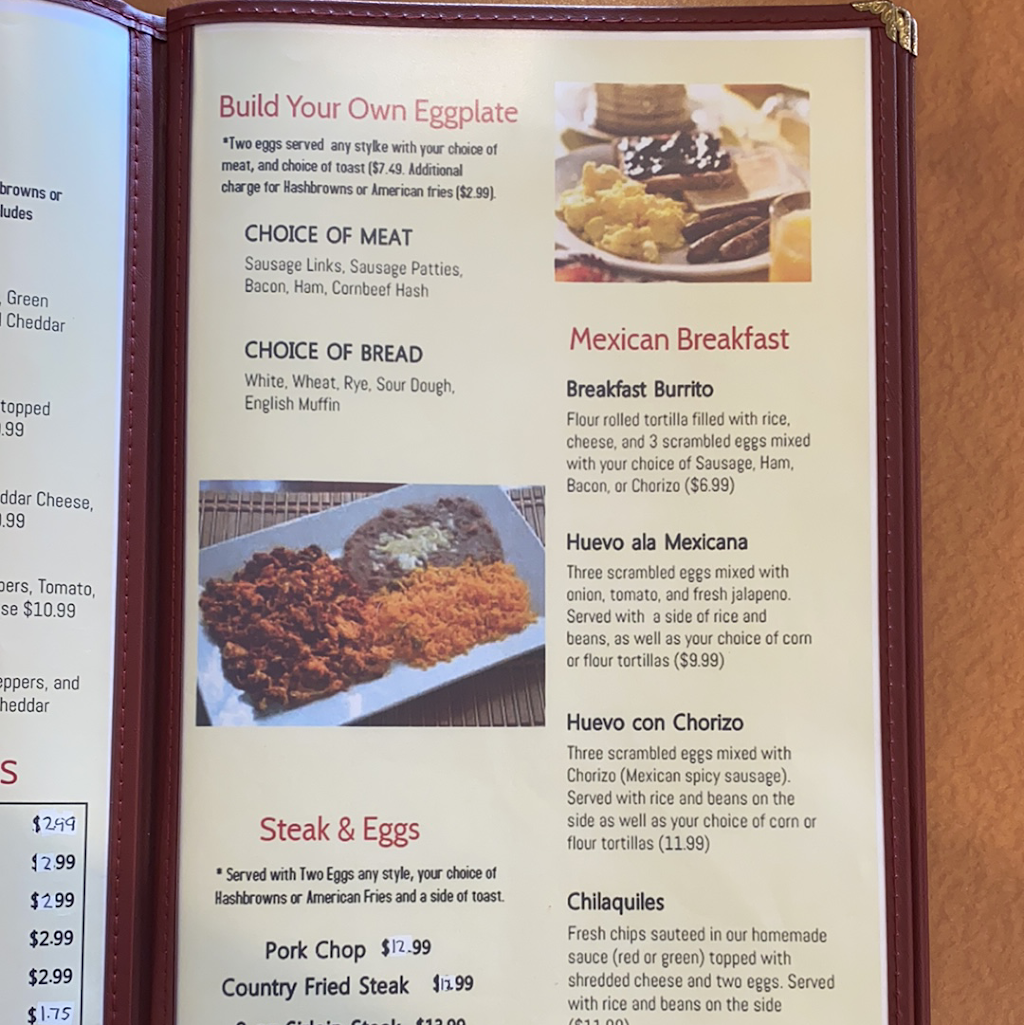 Hwy 12 Family Restaurant | restaurant | E11394 US-12, Sauk City, WI 53583, USA | 6084602079 OR +1 608-460-2079