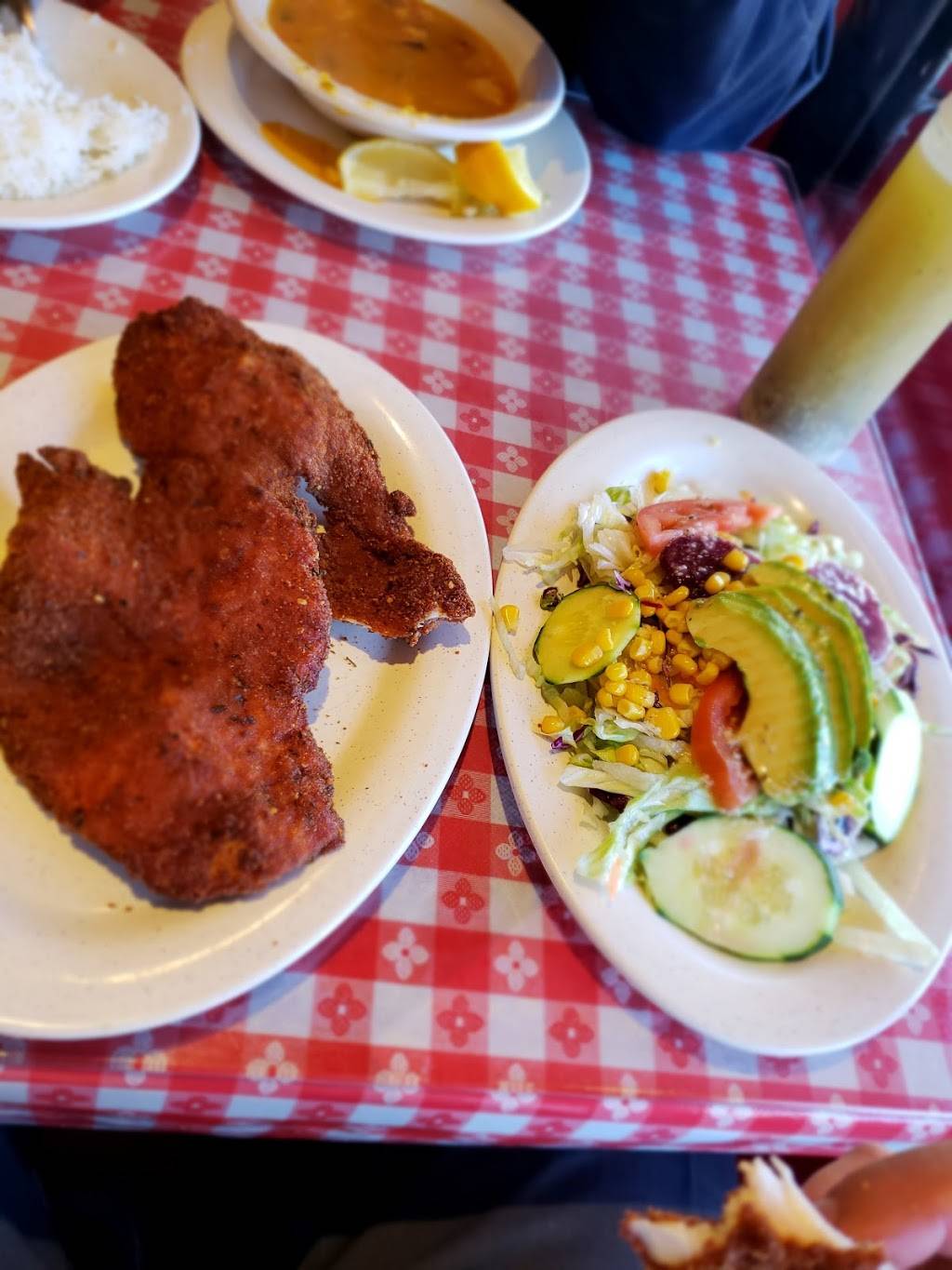 La Parada | restaurant | 855 4th Ave, Brooklyn, NY 11232, USA | 7183690115 OR +1 718-369-0115