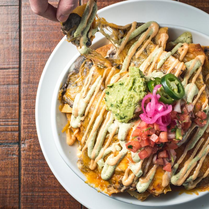 Noble Hops | restaurant | 445 S Alvernon Way, Tucson, AZ 85711, USA | 5203727566 OR +1 520-372-7566