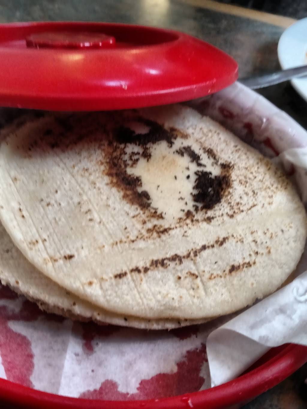 El Nayarit | restaurant | 657 N Maclay Ave, San Fernando, CA 91340, USA | 8188983651 OR +1 818-898-3651