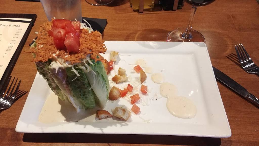 Bradleys Pub & Grille | restaurant | 10586 US-31, Interlochen, MI 49643, USA | 2312756401 OR +1 231-275-6401