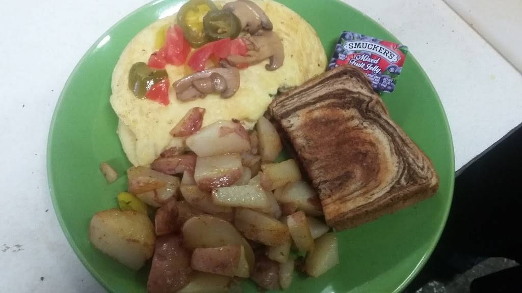 Island Outpost | restaurant | 14231 W Ozello Trail, Crystal River, FL 34429, USA | 3527951880 OR +1 352-795-1880