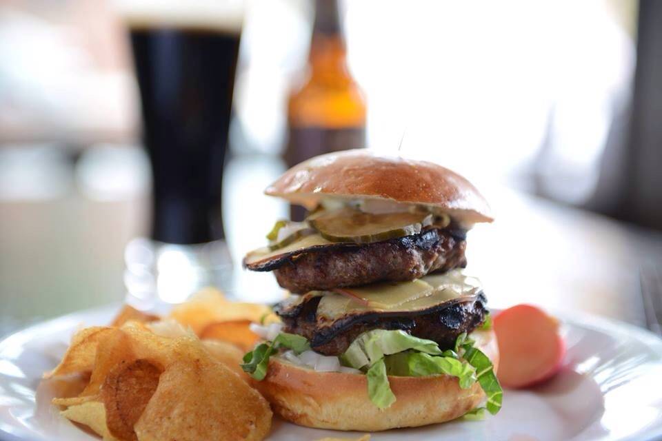 Snowdonia | restaurant | 34-55 32nd St, Astoria, NY 11106, USA | 3477305783 OR +1 347-730-5783