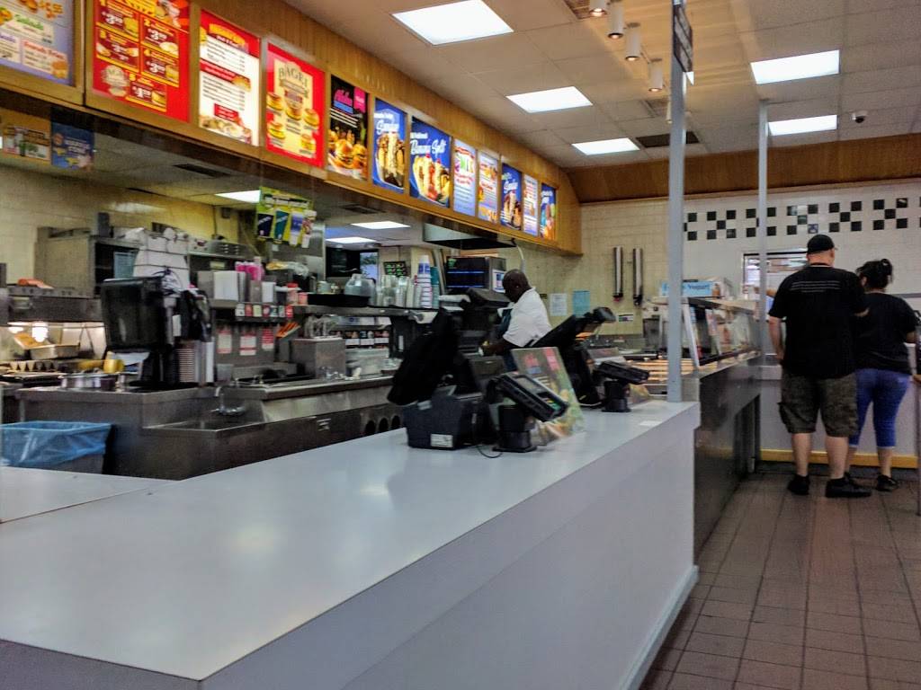 Braums Ice Cream & Burger Restaurant | restaurant | 1706 W Randol Mill Rd, Arlington, TX 76012, USA | 8172750431 OR +1 817-275-0431