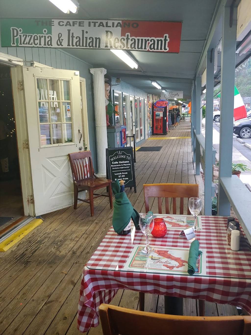 Cafe Italiano Restaurant & Pizzeria - Maggie Valley | restaurant | 3483 Soco Rd, Maggie Valley, NC 28751, USA | 8289441099 OR +1 828-944-1099