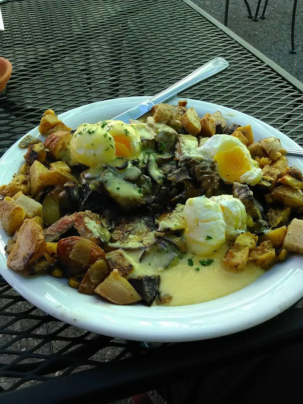 Emilys Kitchen | restaurant | 709 Village Ct, Santa Rosa, CA 95405, USA | 7075232234 OR +1 707-523-2234