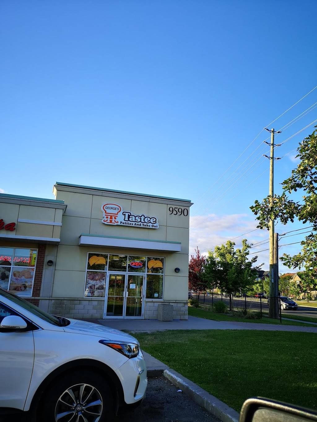 Georges Tastee | restaurant | 9590 McCowan Rd #1, Gormley, ON L0H 1G0, Canada | 9058870668 OR +1 905-887-0668