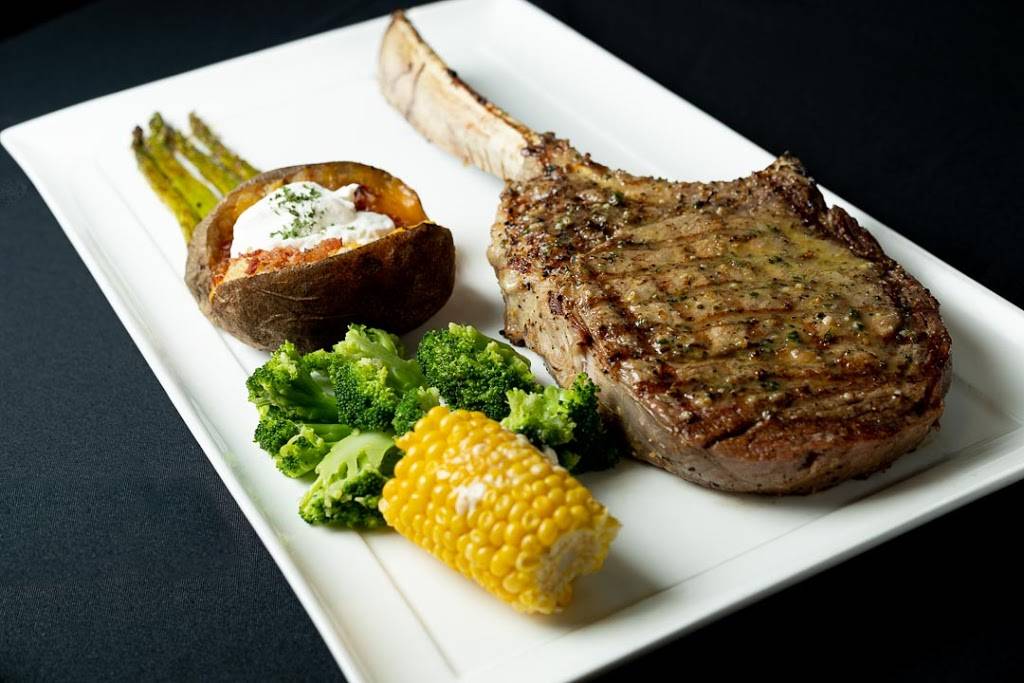 Starters Bar and Grill Southfield | restaurant | 25242 Evergreen Rd, Southfield, MI 48075, USA | 2482814538 OR +1 248-281-4538