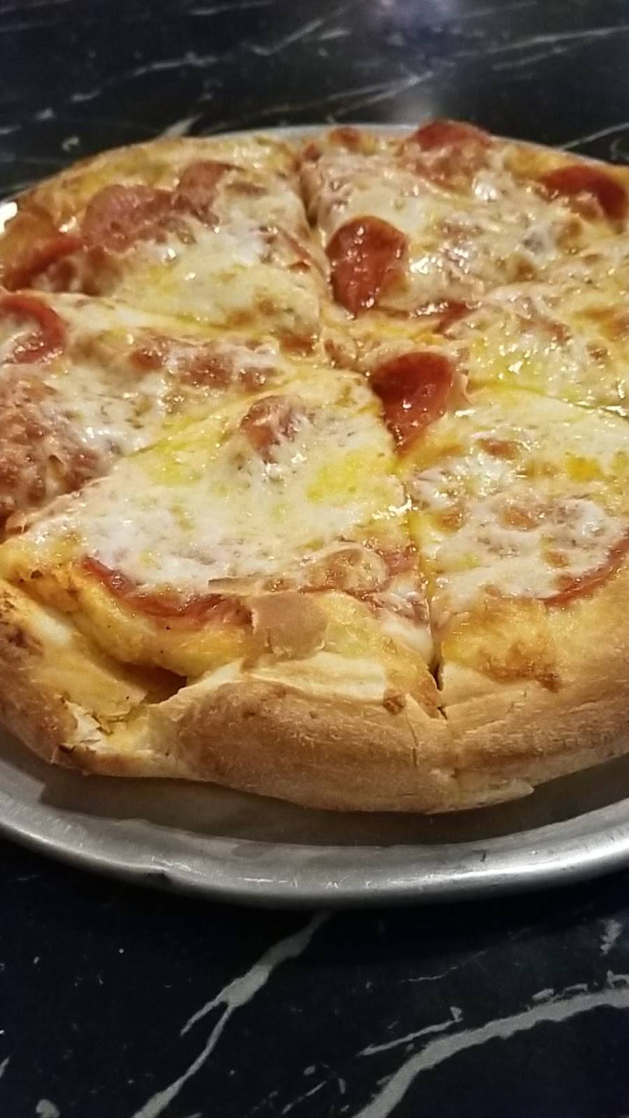 New York Pizzeria | restaurant | 546 Myrtlewood Dr, Calimesa, CA 92320, USA | 9097952424 OR +1 909-795-2424