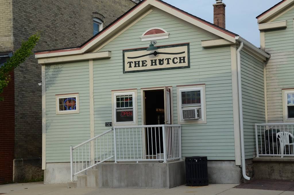 The Hutch | restaurant | 1321 Wisconsin Ave, Grafton, WI 53024, USA | 2623770636 OR +1 262-377-0636