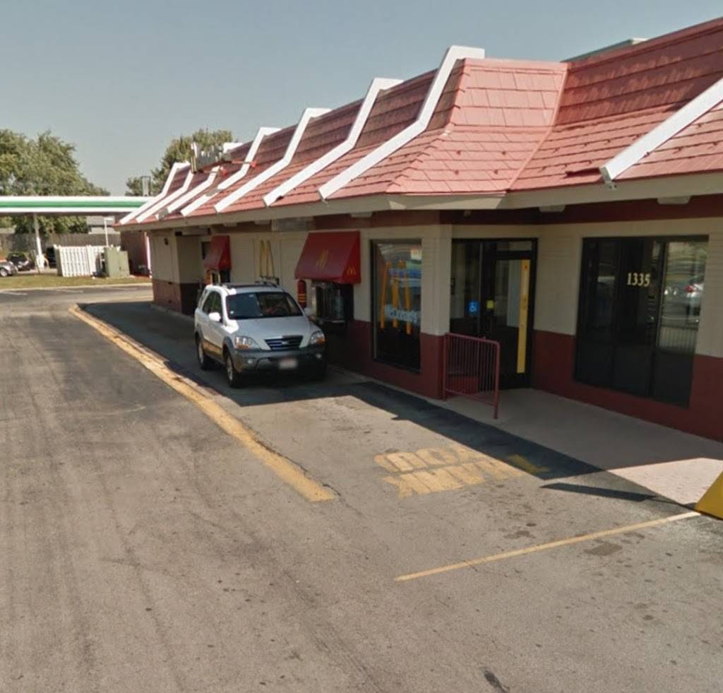 McDonalds | cafe | 1335 County Farm Rd, Carol Stream, IL 60188, USA | 6308308810 OR +1 630-830-8810