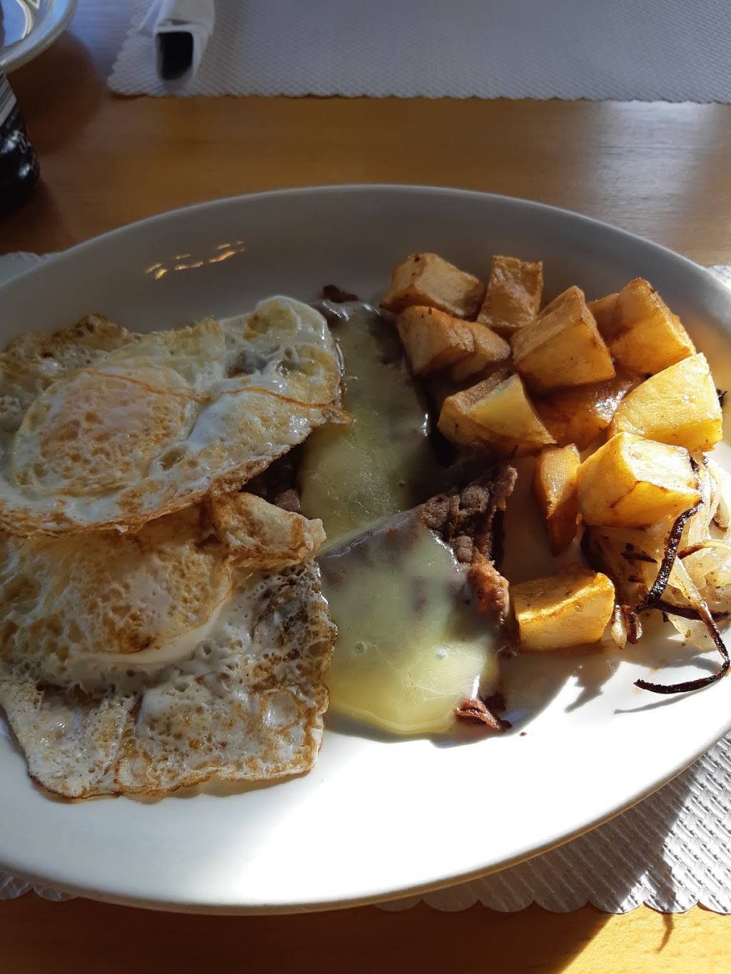 Little Garden Restaurant | restaurant | 2786 Lancaster Rd, Ottawa, ON K1B 4S4, Canada | 6137319000 OR +1 613-731-9000