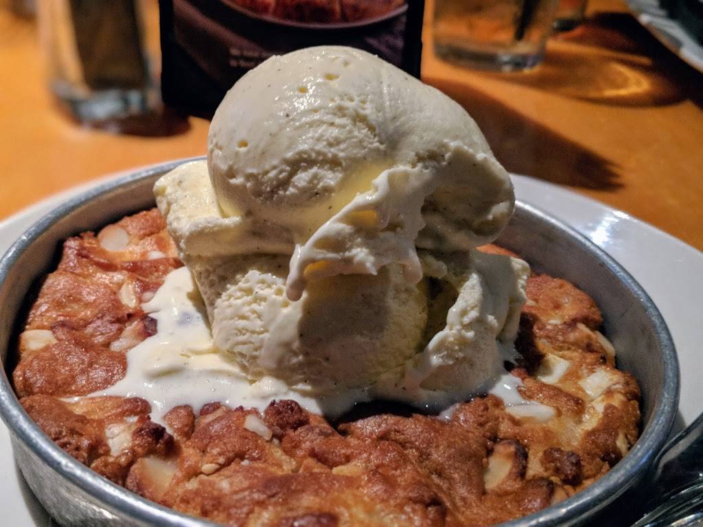 BJs Restaurant & Brewhouse | restaurant | 3955 Thousand Oaks Blvd, Westlake Village, CA 91362, USA | 8054979393 OR +1 805-497-9393