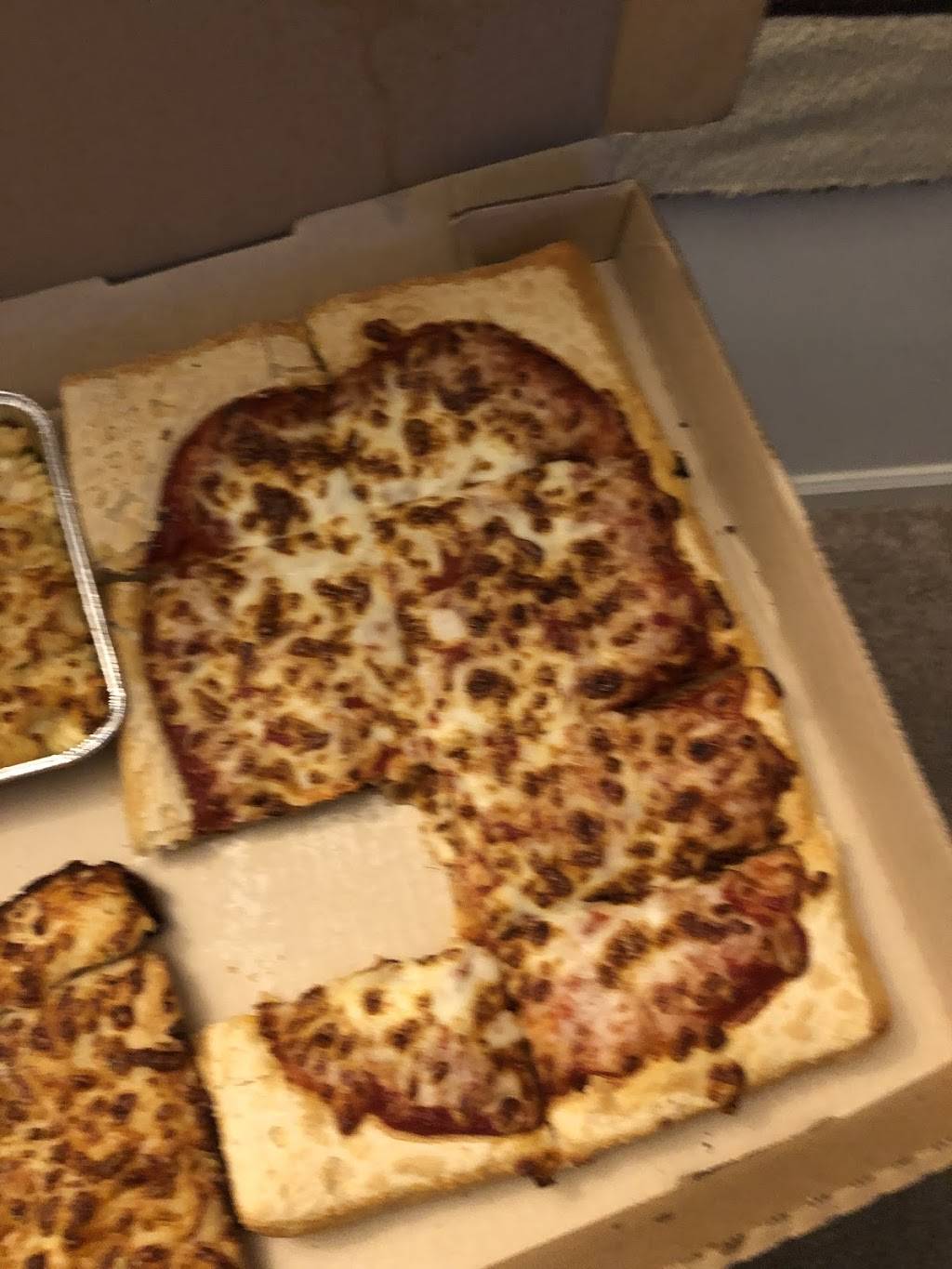 Pizza Hut | restaurant | 4719 W Gate City Blvd D, Greensboro, NC 27407, USA | 3362995504 OR +1 336-299-5504