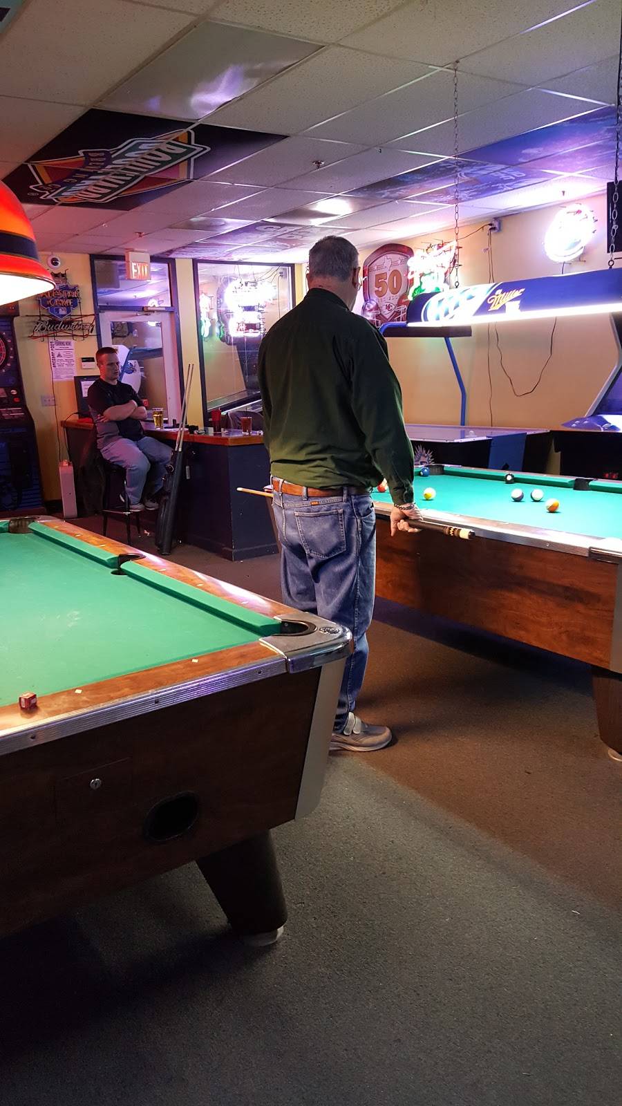 Jakes Place | restaurant | 12001 Johnson Dr, Shawnee, KS 66216, USA | 9139625253 OR +1 913-962-5253