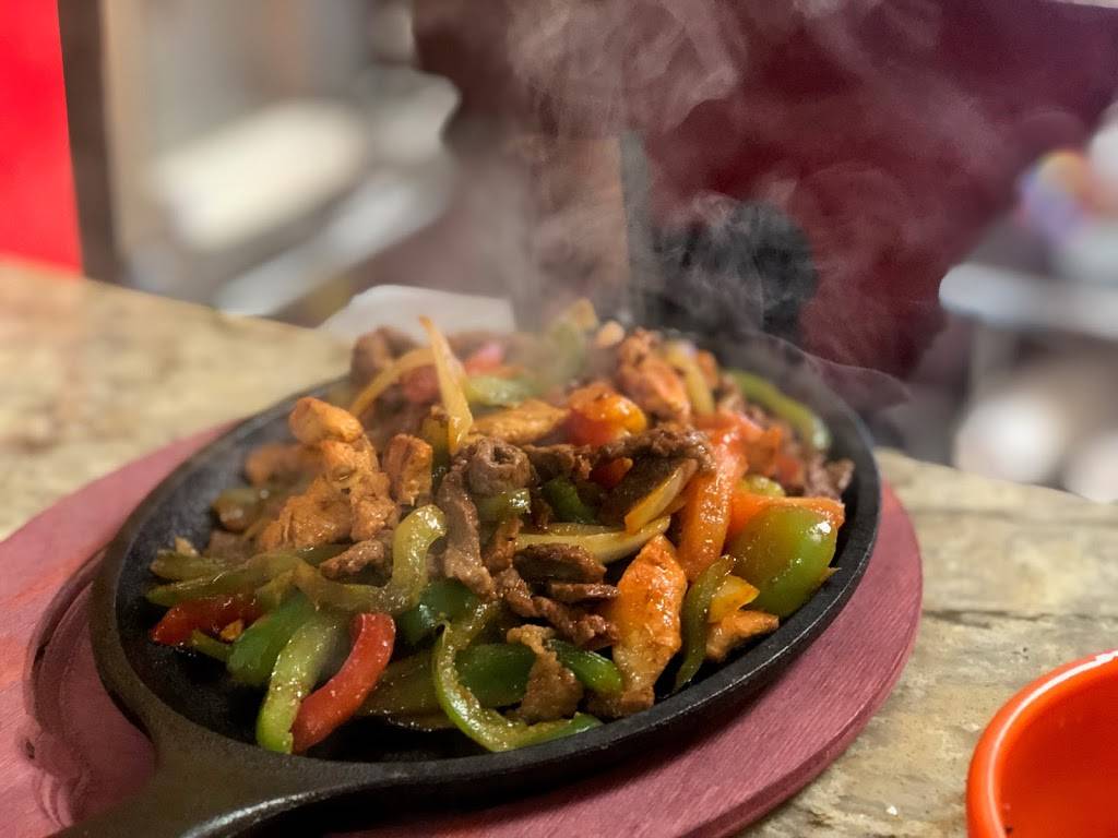 El Chaparro Mexican food | restaurant | 8613 W 95th St, Hickory Hills, IL 60457, USA | 7086757524 OR +1 708-675-7524