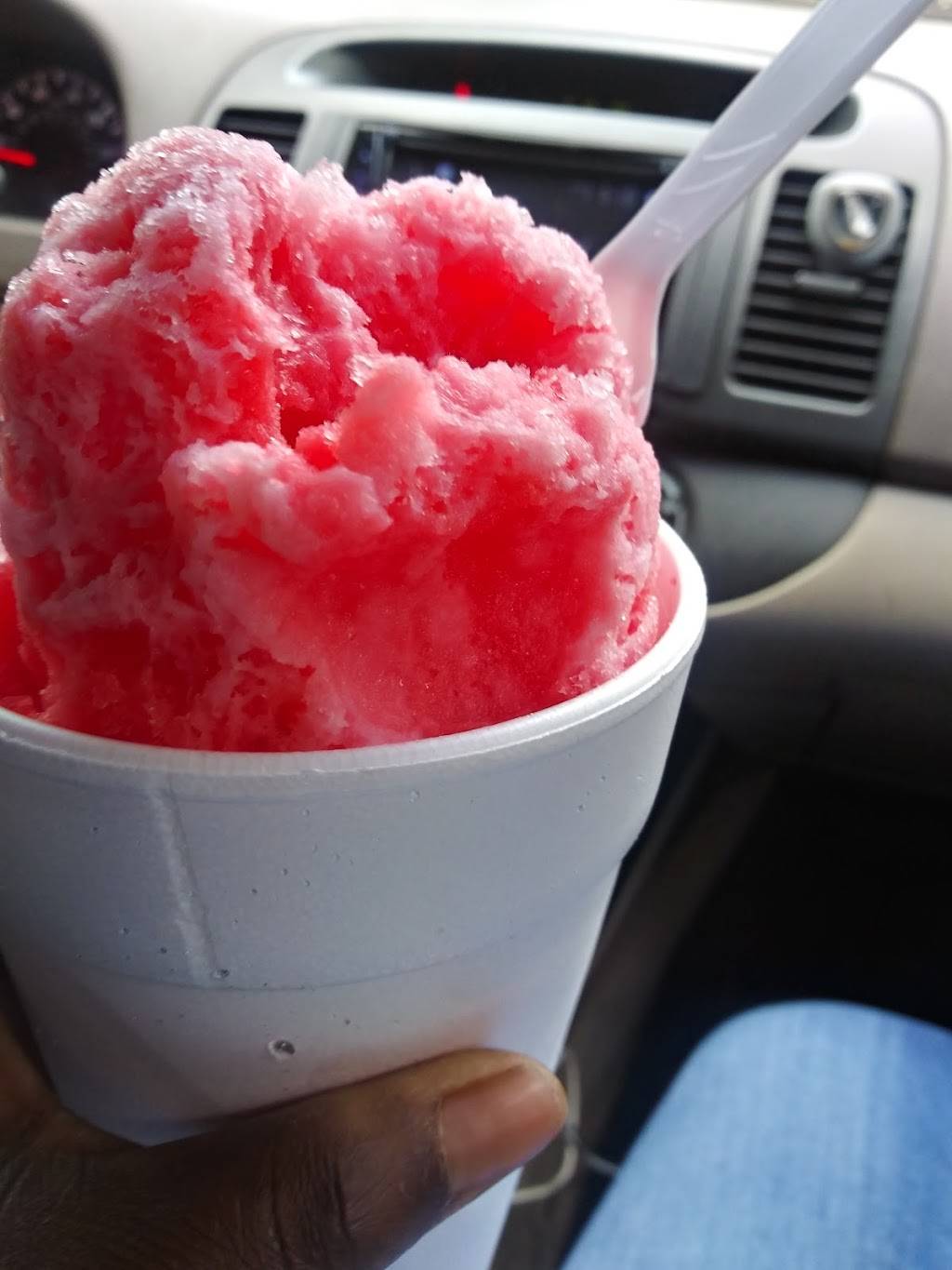 Pelicans SnoBalls | restaurant | 630 W Main St, Spartanburg, SC 29301, USA | 5709757415 OR +1 570-975-7415