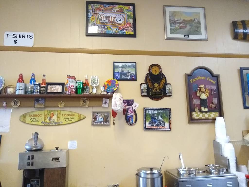 Scallywags Uptown Grill | restaurant | 28 S Jefferson St, Winchester, TN 37398, USA | 9319679302 OR +1 931-967-9302