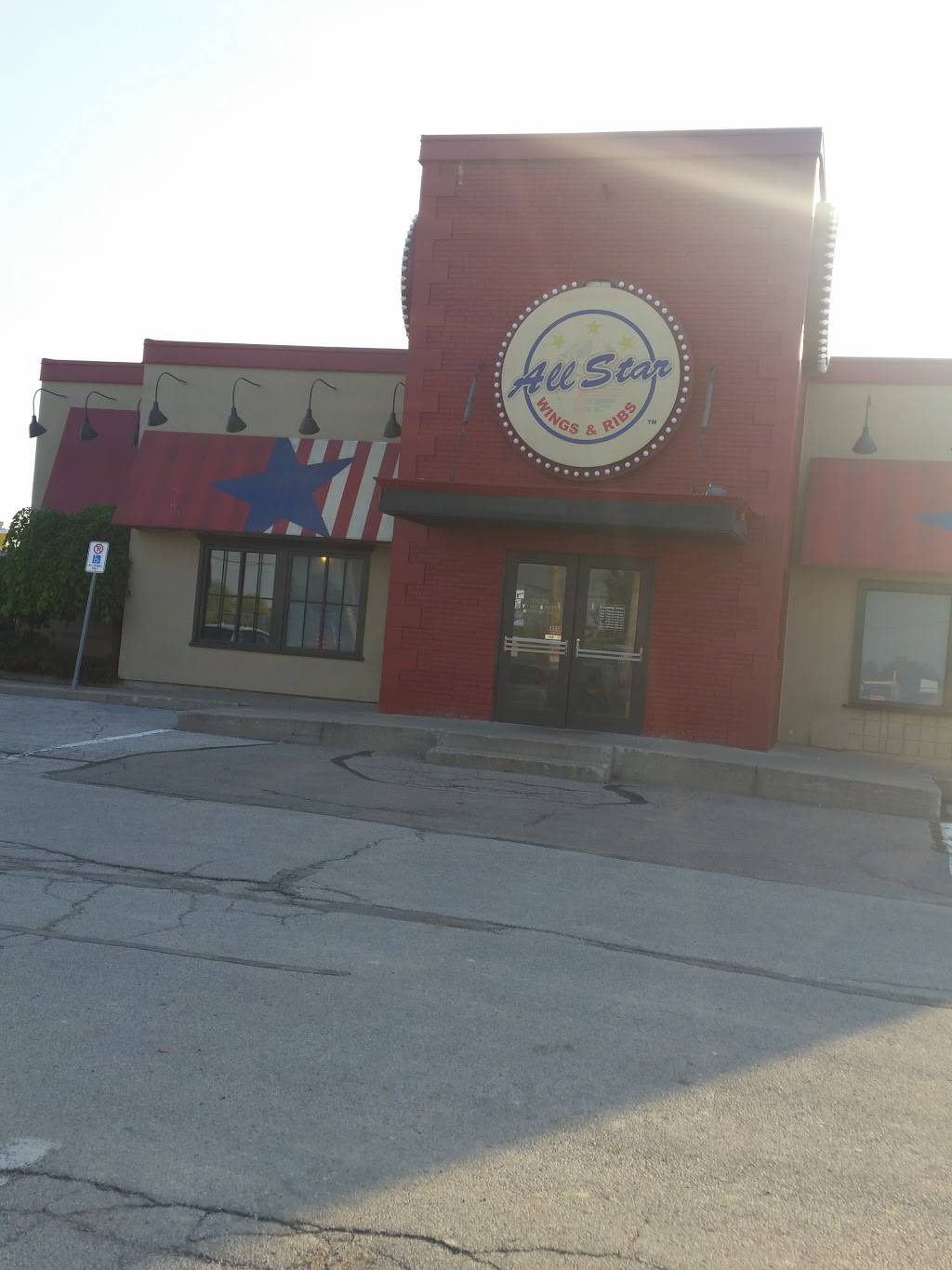 AllStar Wings and Ribs | restaurant | 10520 Yonge St, Richmond Hill, ON L4C 3C7, Canada | 9057374917 OR +1 905-737-4917