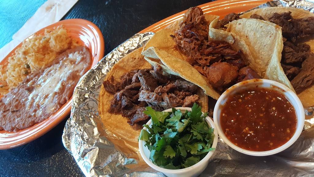 Tequilas Mexican Bar & Grill | restaurant | 370 West Washington Street, East Peoria, IL 61611, USA | 3096942685 OR +1 309-694-2685