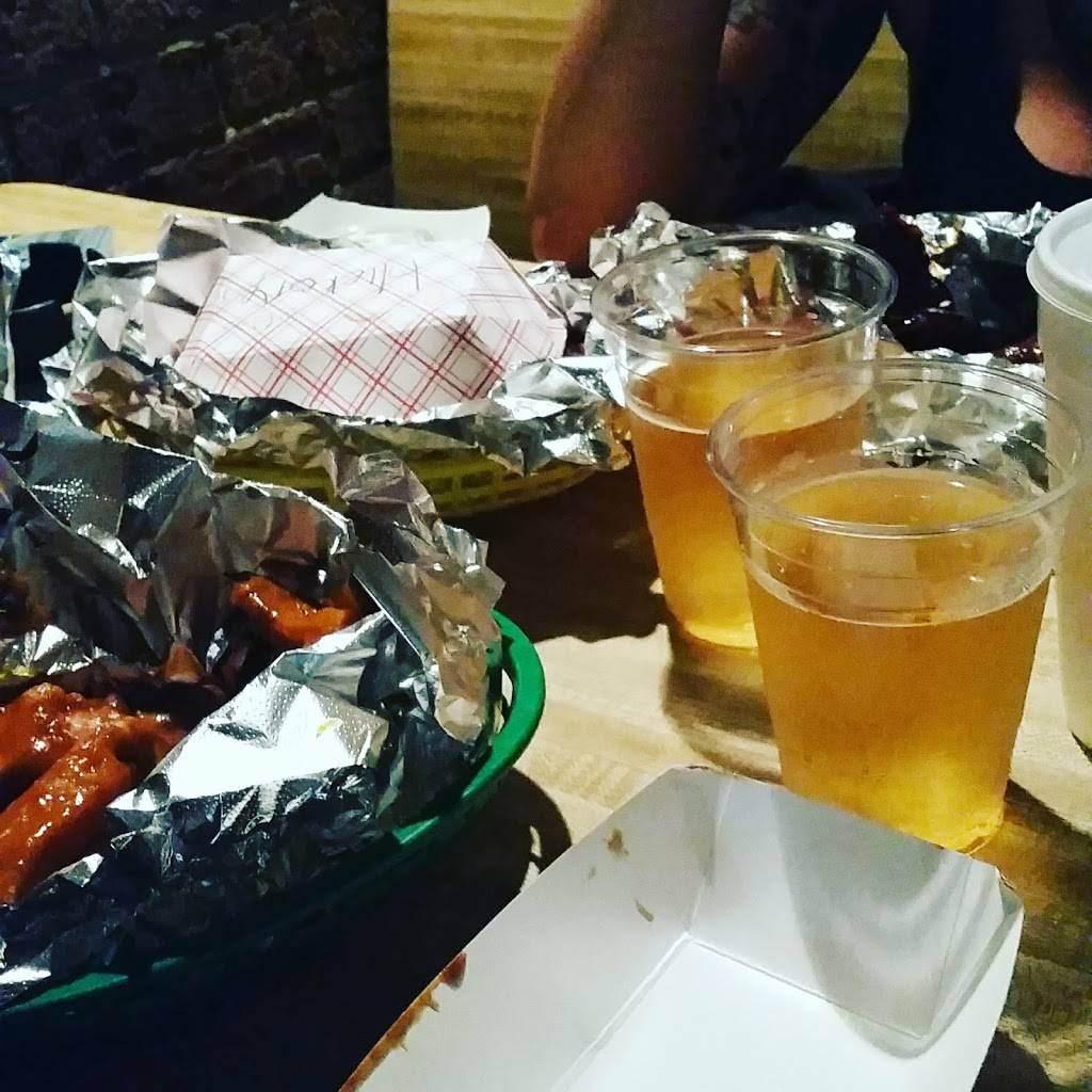 Wing King | restaurant | 3644 Virginia Beach Blvd, Virginia Beach, VA 23452, USA | 7573406363 OR +1 757-340-6363