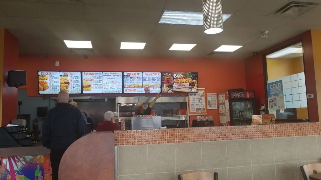 Popeyes | restaurant | 771 Queenston Rd, Hamilton, ON L8G 1A1, Canada | 9055940293 OR +1 905-594-0293