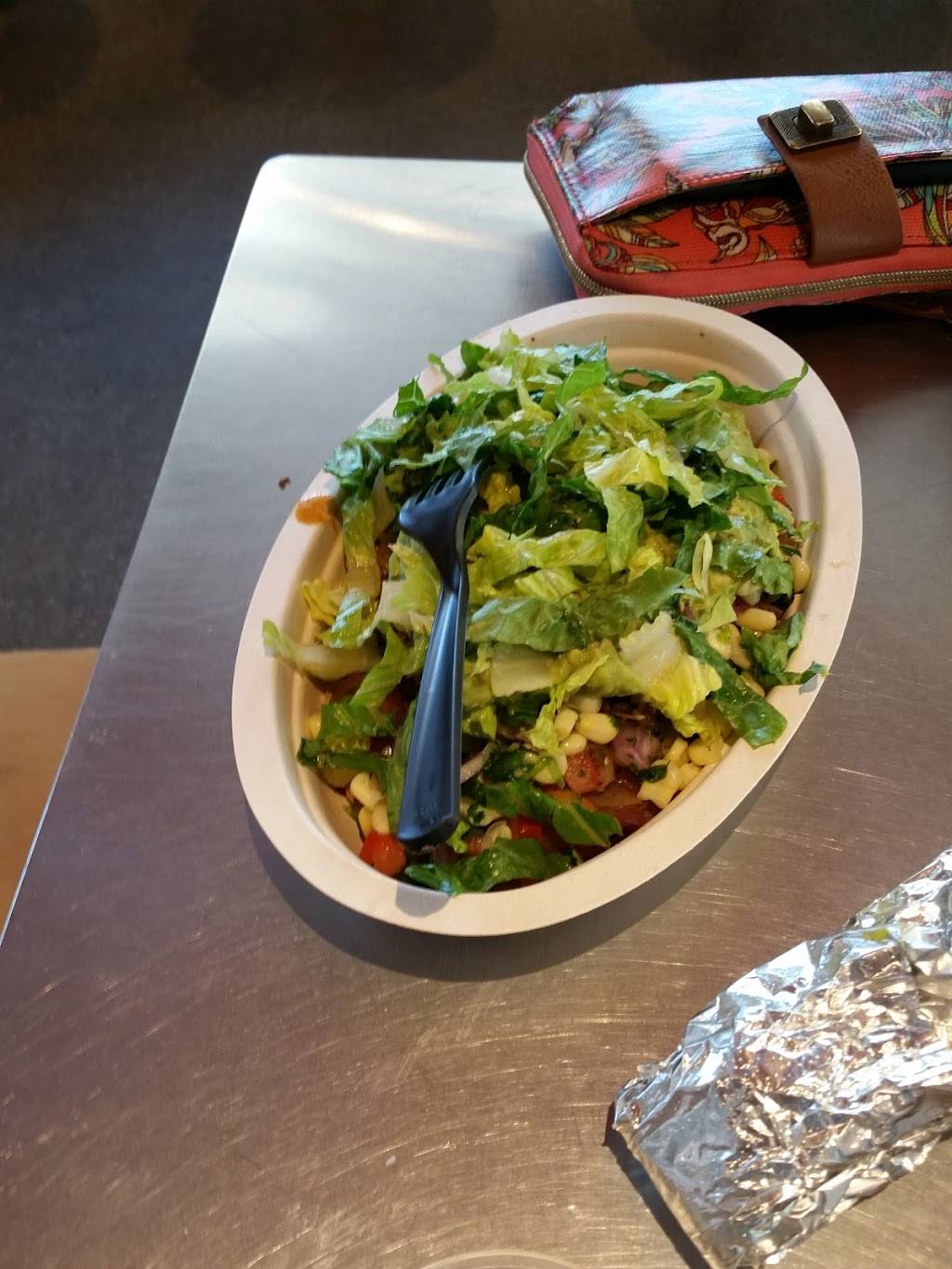 Chipotle Mexican Grill | restaurant | 235 W Wetmore Rd Ste 101, Tucson, AZ 85705, USA | 5208880444 OR +1 520-888-0444
