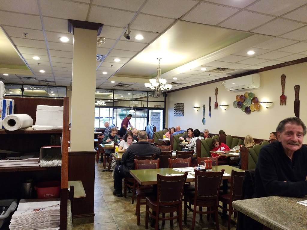 Woodrow Diner | restaurant | 1718, 655 Rossville Ave, Staten Island, NY 10309, USA | 7189847373 OR +1 718-984-7373